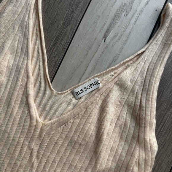 Rue Sophie Eliane Rib Tank | Size: Large | Excellent Condition for - Picture 2 of 7